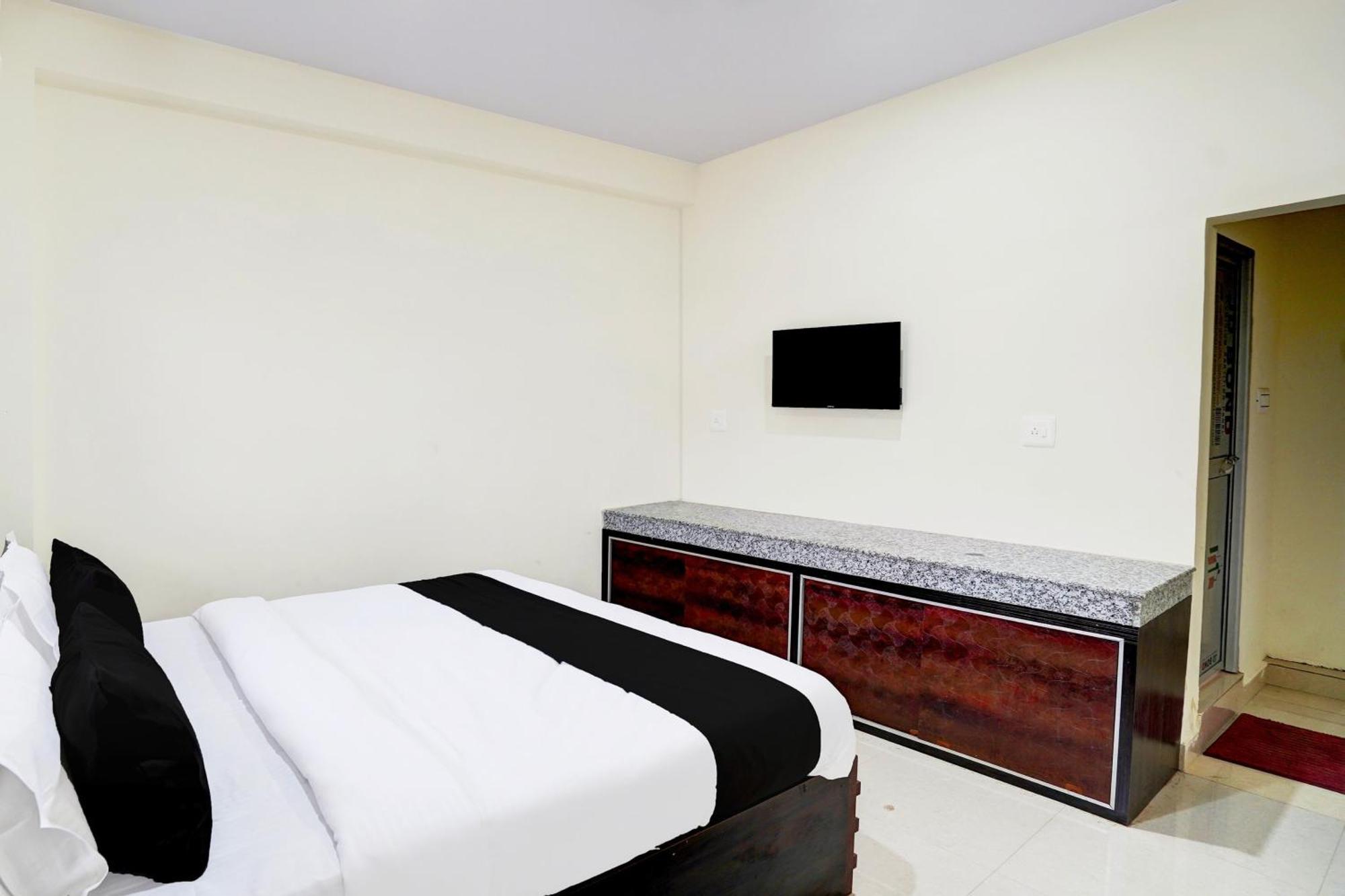 Hotel O The Crown Inn Danapur Exterior foto